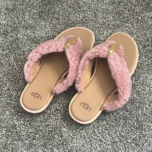UGG flip flops